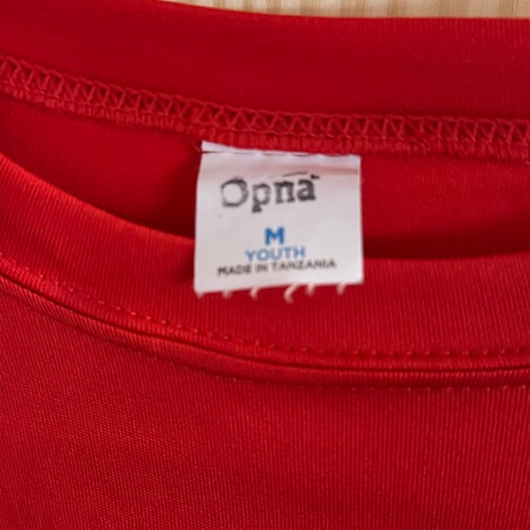 VGUC Opna Athletic Red Compression Shirt Youth M Moisture Wicking UVA Rash Guard - Picture 3 of 5
